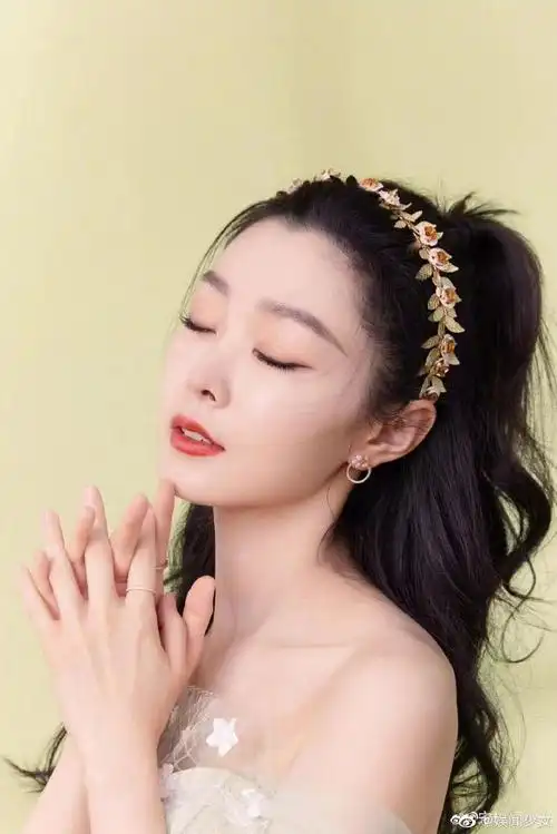 宋轶晒新年随拍