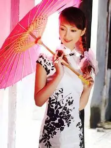 【军警】江南烟雨,如水少女(散文)