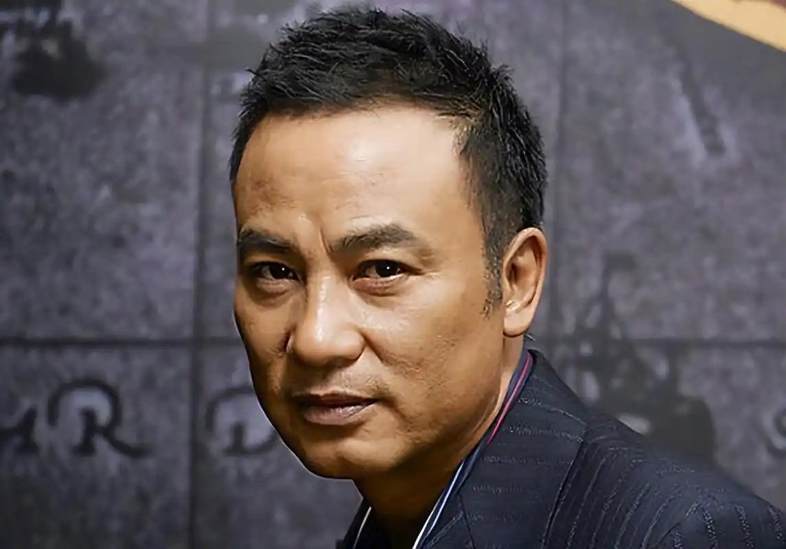 任达华女儿模特照曝光,一双长腿尺度傲人,丝毫不输欧美超模