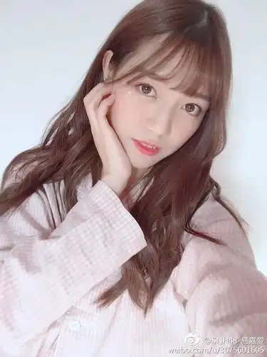 超绝卡哇伊易嘉爱