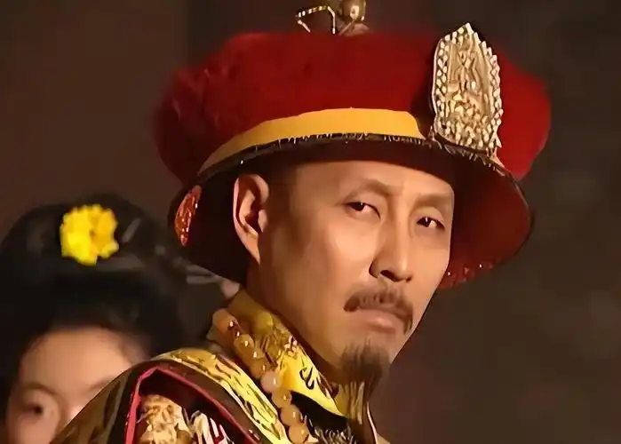 《康熙王朝》万人空巷的盛况,主演陈道明在娱乐圈也达到了事业巅峰