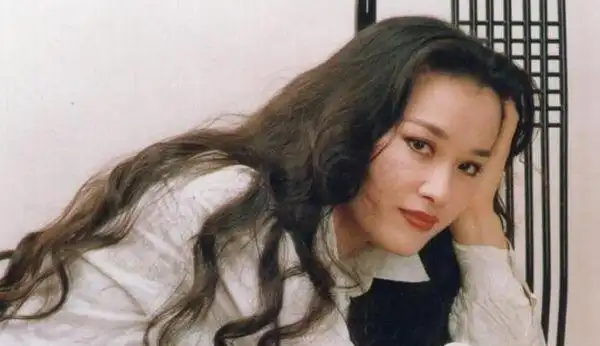 她因一首歌成名,在80年代风靡一时,患癌离世前表示心有大遗憾
