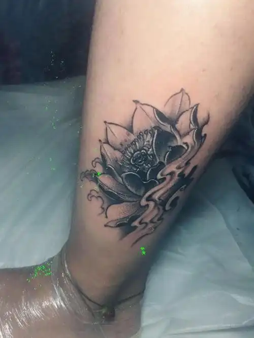 小腿莲花_纹身图案手稿图片_龙94魂的纹身作品集