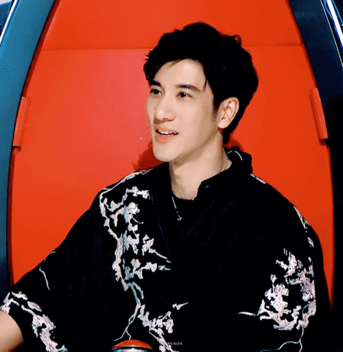 45岁的王力宏满脸大胡子,像60岁的老大爷?这2张照片给我看傻了