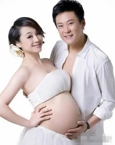 2011年明星生子潮 大肚明星谁先荣升父母?