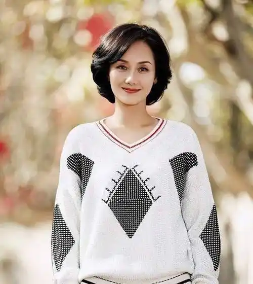 女儿是奥运冠军,54岁她才是真正人生赢家_李颖_事业_妈妈