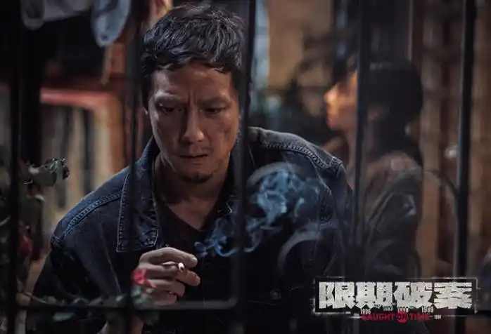 被誉为金城武第二,宠爱着"不漂亮"的妻子,希望女儿不要太美