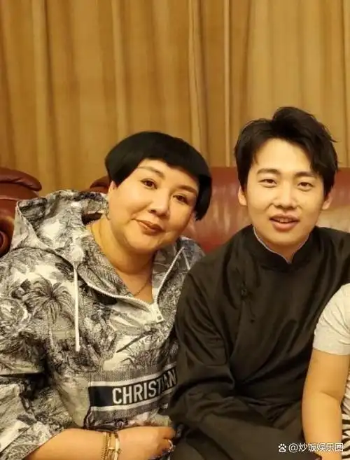 郭德纲为妻子王惠庆生