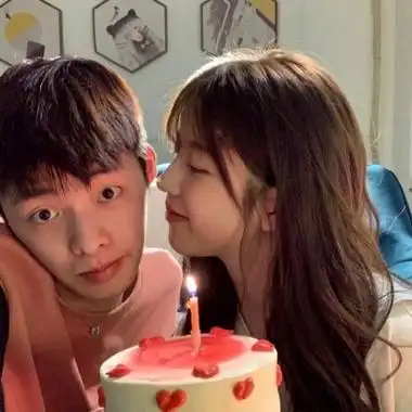 情侣头像温柔甜蜜真人高清又甜蜜又温柔的情侣头像图片