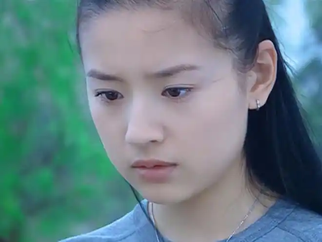 董洁颜值巅峰期代表作天若有情那时候的编剧很放飞自我啊