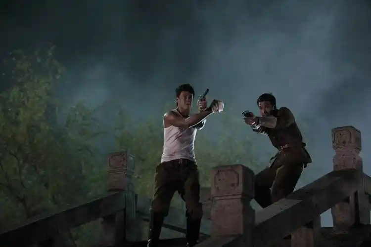 p>《遍地狼烟》是浙江横店影视制作有限公司出品,由 a href="#" data