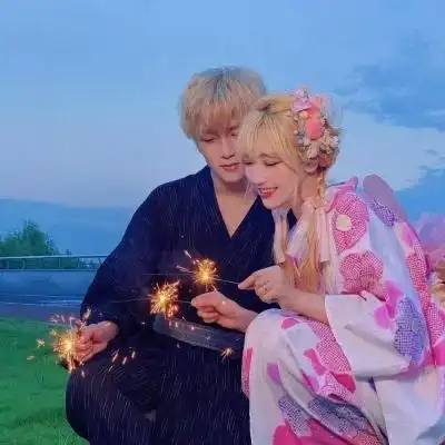 情侣头像仙气十足真人没有销声匿迹我在热爱生活