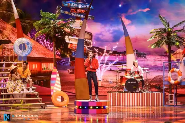 《跨界歌王》表演多元化 恩维传媒舞台视觉设计养眼