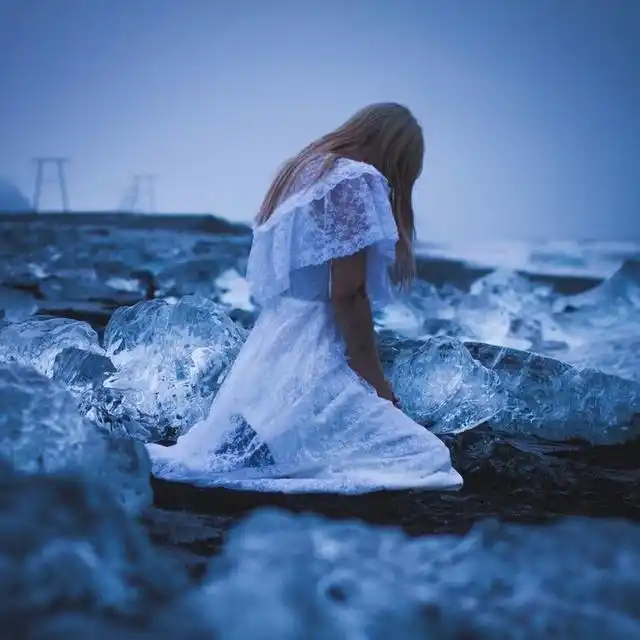 伤感的意境唯美图片 苦咖啡的味道,却是甜蜜的