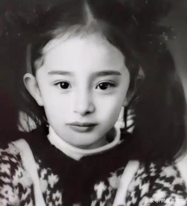 奶萌奶萌的小杨幂小时候太漂亮了!真的是从小美到大 根本不用整容!