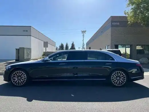 23款奔驰普尔曼迈巴赫s500加长版598米