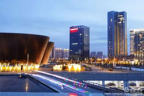 2019年2月16-17日龙城太原长风商务区大型建筑光影拍摄掠影.