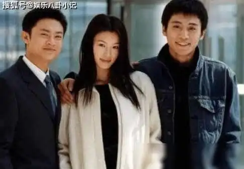 他是章子怡同班同学,23岁成影帝,28岁与谢娜分手后娶法国女