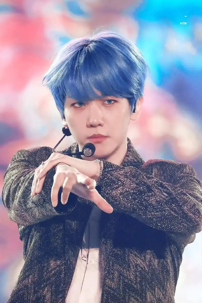 边伯贤 真的好喜欢 小蓝莓 谁懂 蓝发好好看 - 抖音