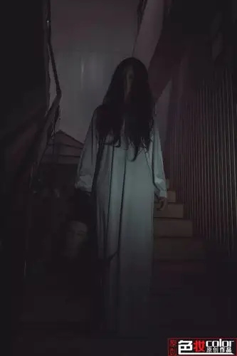 色妆有故事的"贞子"!剧情你来续写!