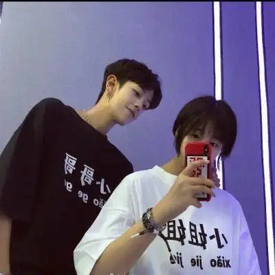 社会人情侣头像两个人的超酷外面的猪猪都没你可爱