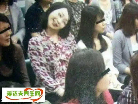 日本歪头姐事件真相是什么 观众席中诡异一幕在网上热传