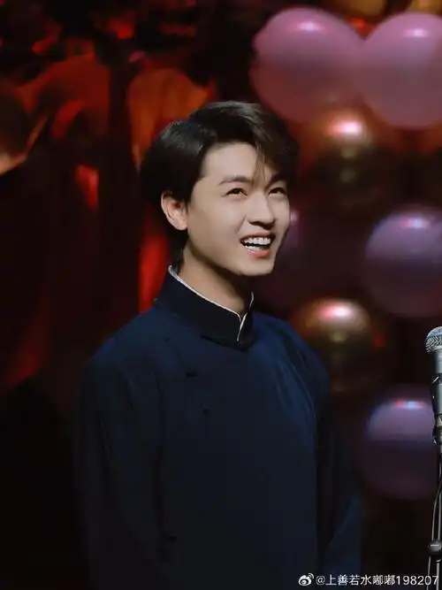 秦霄贤未来可期