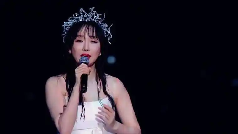 29人抵达长沙,超女冠军参加,萨顶顶是最大牌嘉宾_节目_刘忻_袁娅维