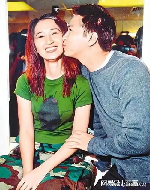 关咏荷嫁穷小子把丈夫捧成影帝如今的她证明何赛飞没说错