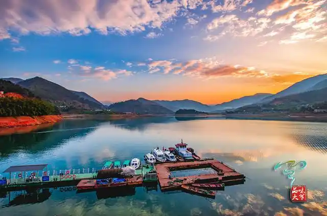 点进来!带你走进美得不像话的山水盐边!