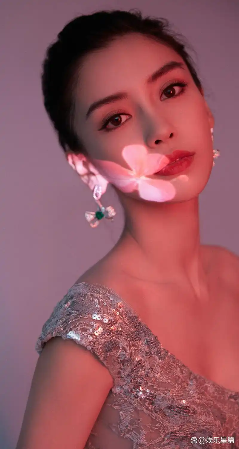 angelababy#礼服造型太绝美了!气质脱俗,淡雅若仙!