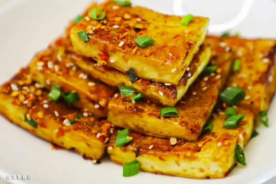 教你在家做铁板豆腐麻辣干香味道不输小吃摊比吃肉还过瘾