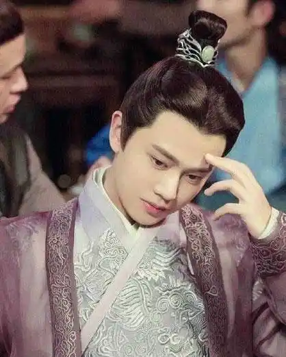 任嘉伦# 出演过的几部电视剧,你最喜欢哪个角色?_狄仁杰_蓝焰_时尚