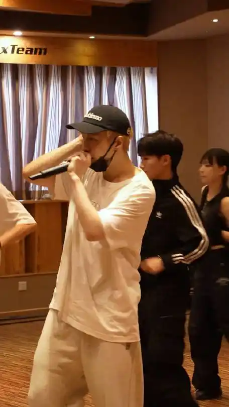 张艺兴2024世界巡演##彩排兴视角