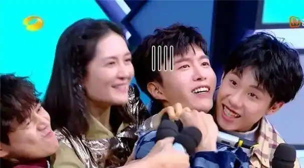 原创快本再唱经典杨紫张一山年龄真假乱猜潘粤明八几年的