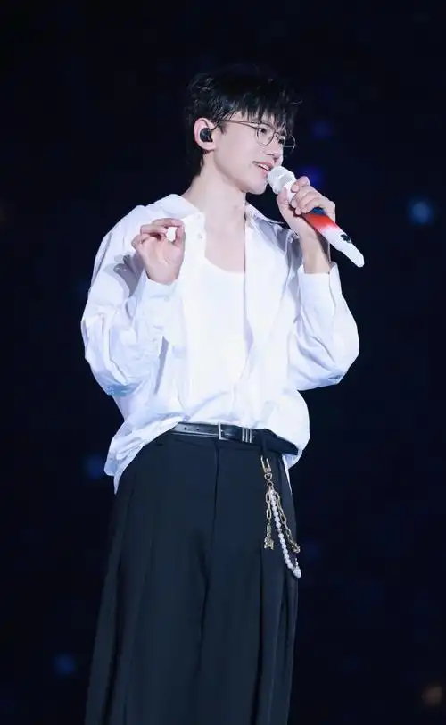 张杰未live巡回演唱会##张杰未live开往1982巡回演唱会