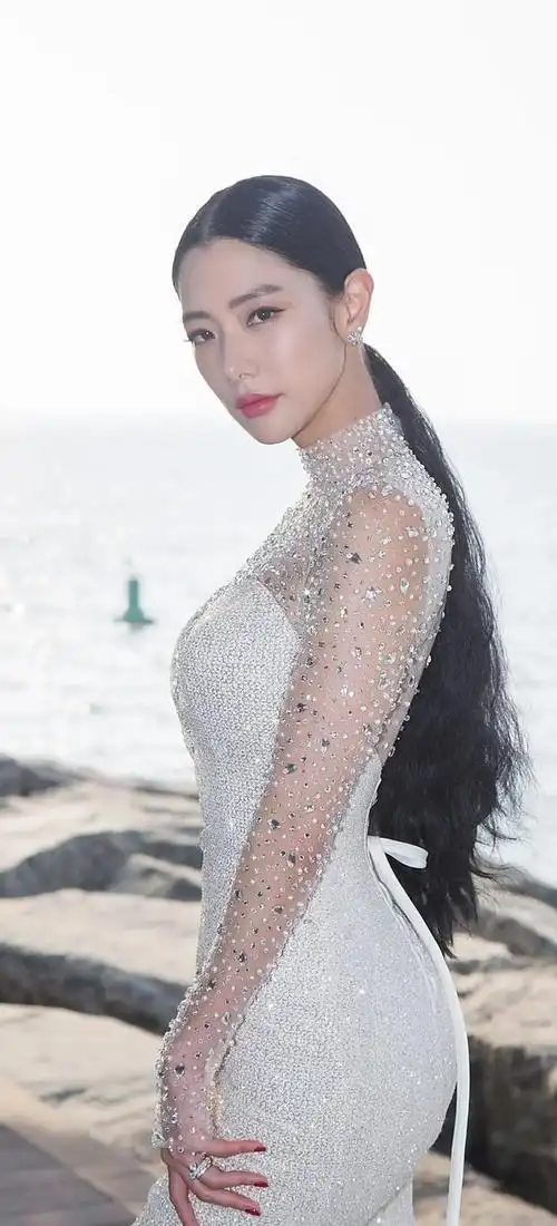 亚洲第一美女克拉拉写真大片