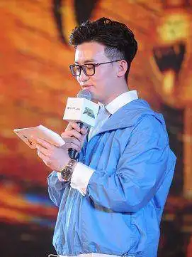 《奔跑吧》这5季史上最年轻导演,88年的呀,什么出身?