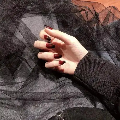 刷爆抖音的朋友圈背景图