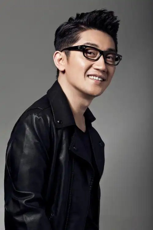 p>金志文,1982年7月12日出生于吉林省吉林市,中国内地男歌手,音乐