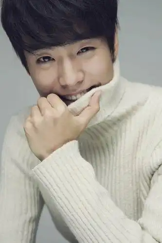 李玹雨清新代言乐天七星饮料厂商赞青春明朗