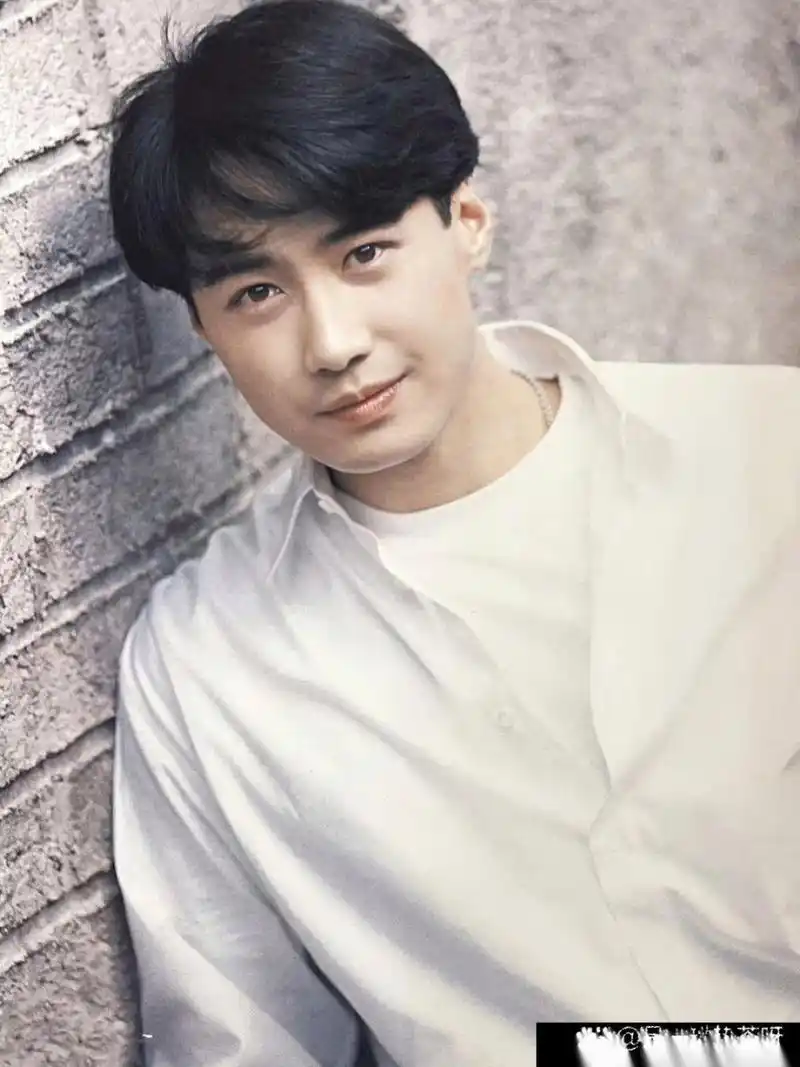 黎明年轻时的写真