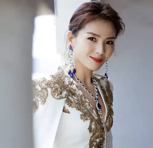 "国民贤妻"刘涛的上位秘史,和她爱过的男人们_因为_乔峰_生活