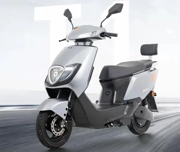 雅迪台铃小刀发布新电动车车型时尚主打续航与动力