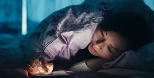 你也在「报复性熬夜」中深陷无法自拔吗?