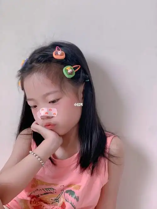 闲置的创可贴一定要试试贴在鼻子上