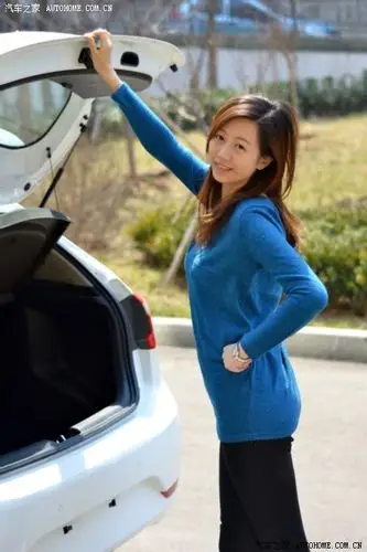 春日暖阳老婆大人陪她的k2出来晒太阳(媳妇当车模)4.11更新