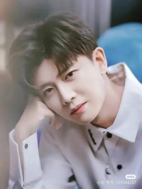 任嘉伦图片帅爆了