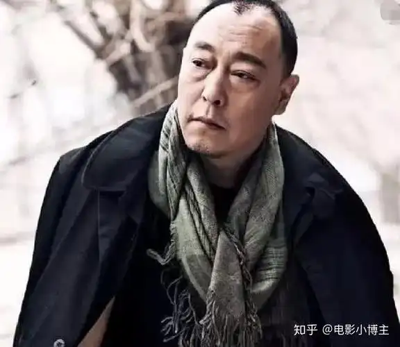 这有些人呐,表面上是傲娇的苏大强,背地里却是叼着雪茄的黑道大佬.