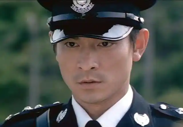 《无间道》,背叛与反侦探,刘德华的心灵在炼狱中熔炼